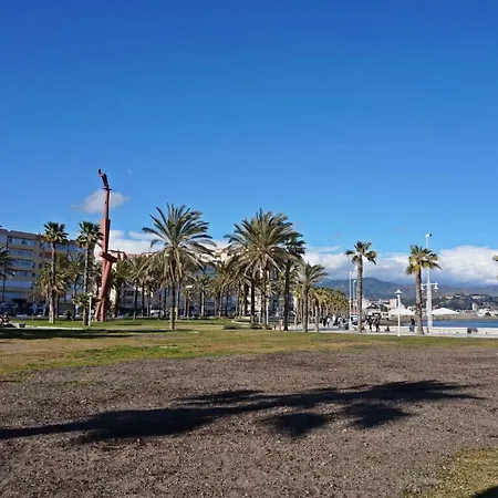 Modern & Stylish Loft With Breathtaking Views Free Wifi - Close To The Sea Appartamento Málaga