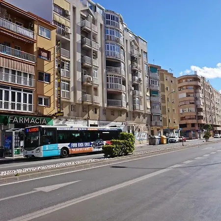 Modern & Stylish Loft With Breathtaking Views Free Wifi - Close To The Sea Апартаменты Малага