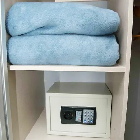 Modern & Stylish Loft With Breathtaking Views Free Wifi - Close To The Sea Apartment *
