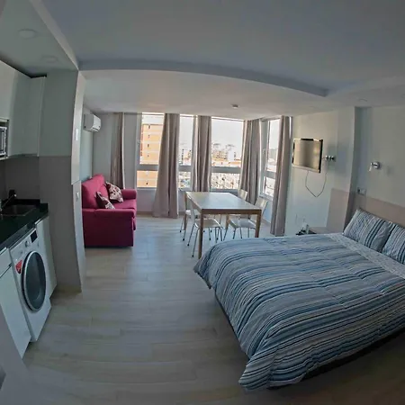 Appartement Modern & Stylish Loft With Breathtaking Views Free Wifi - Close To The Sea Málaga