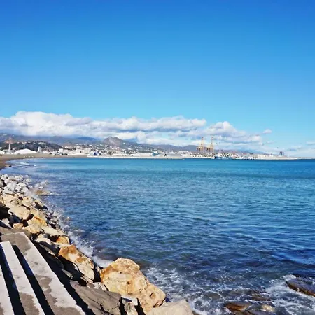 Modern & Stylish Loft With Breathtaking Views Free Wifi - Close To The Sea * Málaga